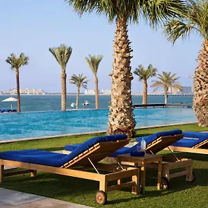 Курортный комплекс Doubletree By Hilton Jumeirah ****